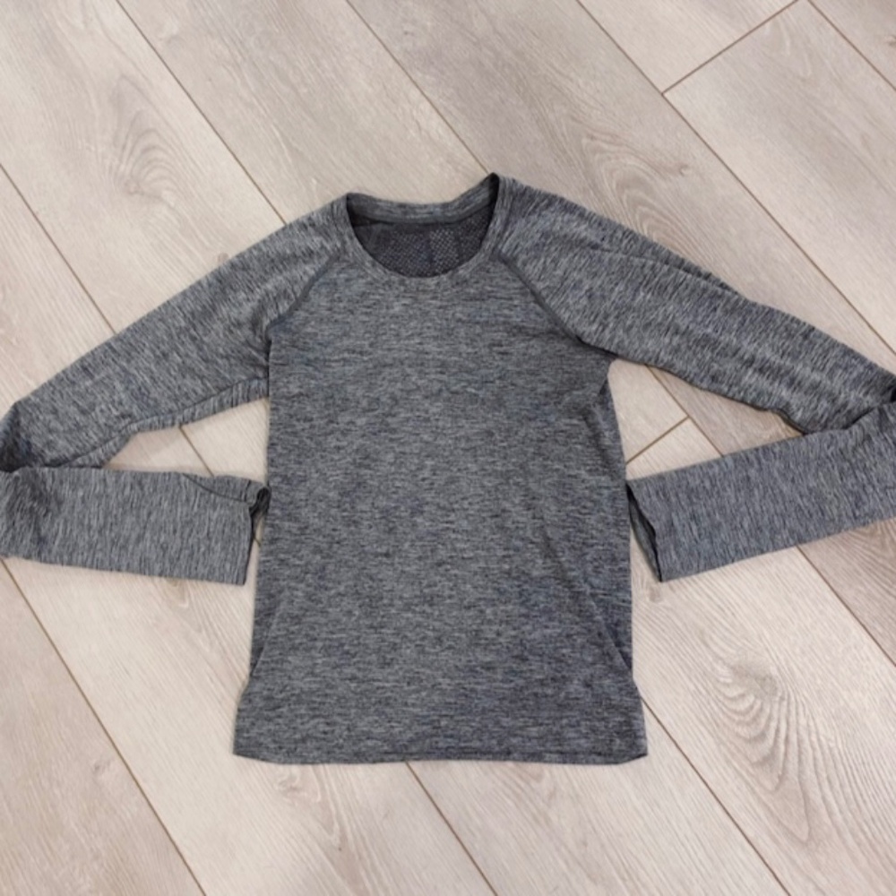 Lululemon Swiftly Tech Long Sleeve